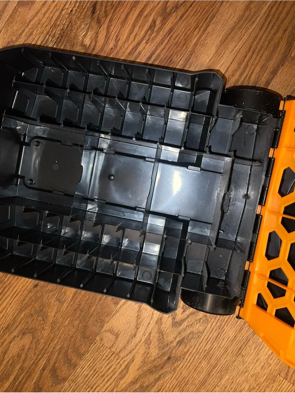 Hot Wheels Car Carrier Holds 100 Cars - Rolling Case – Orange and Black